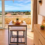 Vue Mer Panoramique, Entierement Renove, Parking Apartment *