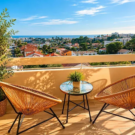 Appartement Vue Panoramique, Entierement Renove, Parking Antibes