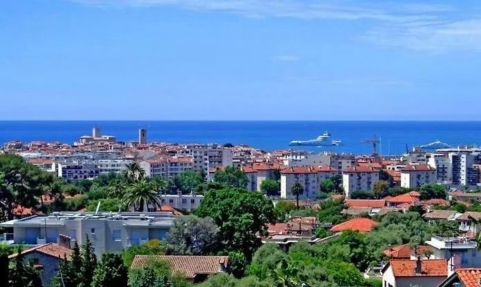 Appartamento Joli Cozy Vue Antibes